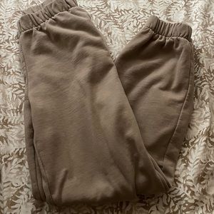 Brown brandy Melville sweatpants